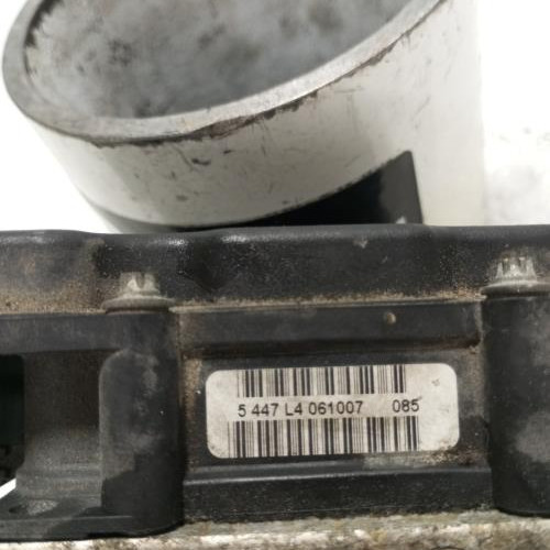98911764-95a24396-aead-4db4-a24c-2961221e41ba-Piece-Bloc-ABS-freins-anti-blocage-7701067590-RENAULT-MEGANE-2-PHASE-2-b14644e91328c7340bc62223a922542e1e9f8292473a235adcd350f1f2228089_m.jpg