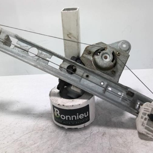 99029792-4071d554-2400-4782-a543-4498a360ee21-Piece-99029792-Leve-vitre-electrique-arriere-gauche-8201010924-RENAULT-MEGANE-2-PHASE-2-19-DCI-8V-TURBO-f60cac23b61440b93078186e240d2ba3b9ff13d76ca5f2e04f787bfe5588f91e_m.jpg