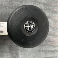 99078762-3e75aab6-4ca1-43dd-9b37-682f998997c4-Piece-Air-bag-conducteur-156081638-ALFA-ROMEO-159-6121e15c8cf80d98a9bbf60b3ac0f64946cf838cc9f52503f7937c222d475ad3_m.jpg