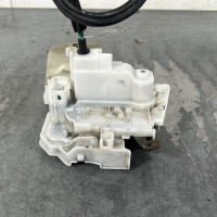 99078780-6fd85fd8-6a3a-4c19-a3b6-de14e2433941-Piece-Fermeture-centralisee-avant-droit-50513051-ALFA-ROMEO-159-8b5af894f64c195986ec09b1a07ce7695223953b6fe27f9edd7d36db949ec0f7_m.jpg