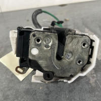 99078780-98a2ed66-827e-44bb-8ea9-9f730a927d83-Piece-Fermeture-centralisee-avant-droit-50513051-ALFA-ROMEO-159-88e3d4437c10bb1b27e33d867c8af39c20c2549c2f5cd3e009bbdf74a46b7f13_m.jpg