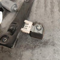 99078788-9e540161-e839-47f1-8d56-7b54e1b8c666-Piece-Leve-vitre-electrique-avant-droit-71740121-ALFA-ROMEO-159-9fb20bf943645f4225aefd4d3262bdc0eb13bdbc51360d16d74298f066d725aa_m.jpg