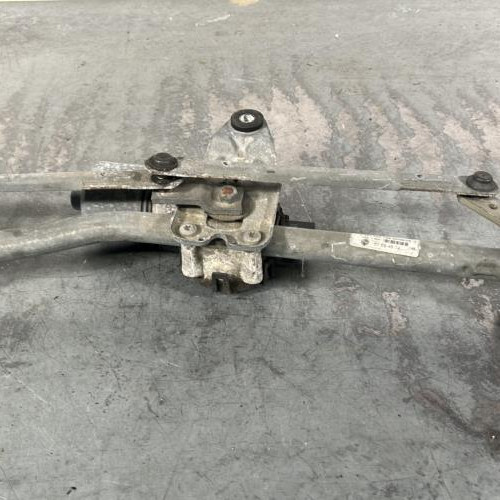 Moteur essuie glace avant