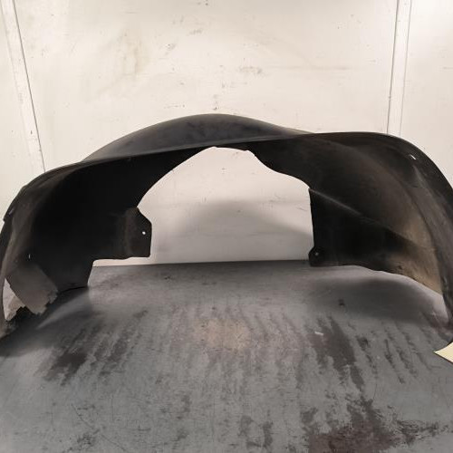 Pare boue avant gauche
