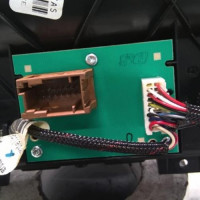 99357946-7fd8260c-a6f4-4fcb-bbe4-f9bf502cac43-Piece-99357946-Ecran-GPS-9801739680-PEUGEOT-RCZ-PHASE-2-COUPE-20-HDI-16V-TURBO-ce133f7361da720c93d5804d90887467d8e9431ecee179ec86226b21dcd1194f_m.jpg