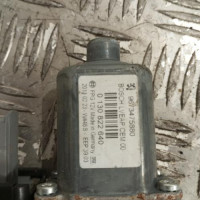 99357957-5055d354-ef4b-432e-a7d6-925976f15d2c-Piece-Leve-vitre-electrique-avant-droit-9222GW-PEUGEOT-RCZ-PHASE-2-COUPE-30ee6d61a5a3ace7d5b41589286c663ecf14ff7f57aa3d160cf3494b3900245a_m.jpg