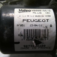 99357960-d7b78146-b0ac-45b5-8d40-55e4a983e2fe-Piece-99357960-Moteur-essuie-glace-avant-droit-6405RP-PEUGEOT-RCZ-PHASE-2-COUPE-20-HDI-16V-TURBO-0ee65d79a913993d20d4b794703de16d097327f7fdaaeec16a784805435ca3c2_m.jpg