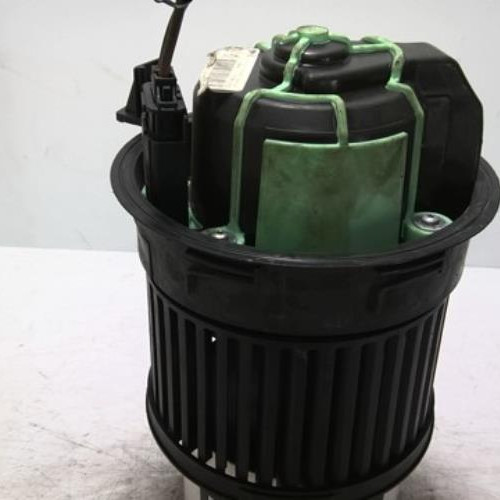 99358056-c92b1342-c800-4f7c-b99d-ec2549cbf4ba-Piece-99358056-Ventilateur-chauffage-6441CZ-PEUGEOT-RCZ-PHASE-2-COUPE-20-HDI-16V-TURBO-d98673aee7f44a97f3aa2bf578c45c23a7c58c30e0417cb05991be962dd5af1a_m.jpg