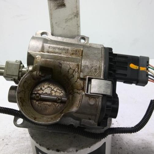 99359144-b553274e-8c07-4de8-bae3-7a3ec75ac939-Piece-99359144-Boitier-papillon-8200166869-RENAULT-CLIO-2-PHASE-2-12i-16V-278969c6a21eca0ed9232c57ab65c9740b3f825a4e66c5c3737e02d4b1594797_m.jpg