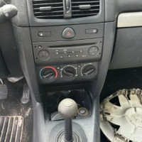 Vehicule-RENAULT-CLIO%25202%2520PHASE%25202-2004-e29d9745cf63bf059510b0cee21546ef62a867244f0941e77787bd62929020c5_m.jpg