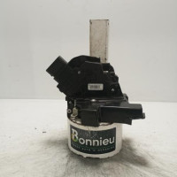 99505768-325c29a3-f815-40bf-baf1-052e5946546c-Piece-Fermeture-centralisee-avant-gauche-4976083-FORD-FOCUS-2-PHASE-2-2238d910031f7d08cc194a8625013c5b520a3f8ebb852621cb2d430f5a7a09ff_m.jpg