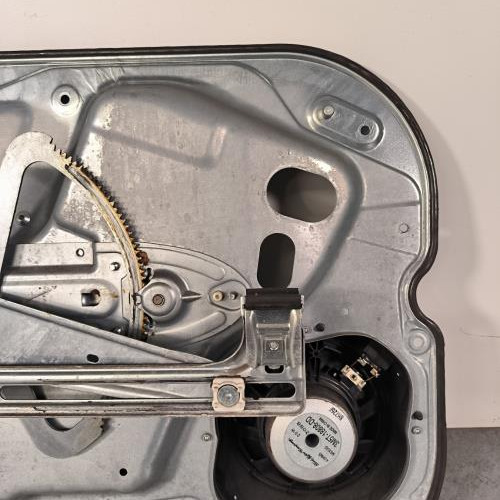 99505771-f5f24ecd-27e1-4266-aa09-4b9c9e49fb20-Piece-Leve-vitre-electrique-avant-droit-1736144-FORD-FOCUS-2-PHASE-2-1fba886ba6f99556c89e5391bc0ecab5c94b1d2585a4c52e132fc2d004f24742_m.jpg