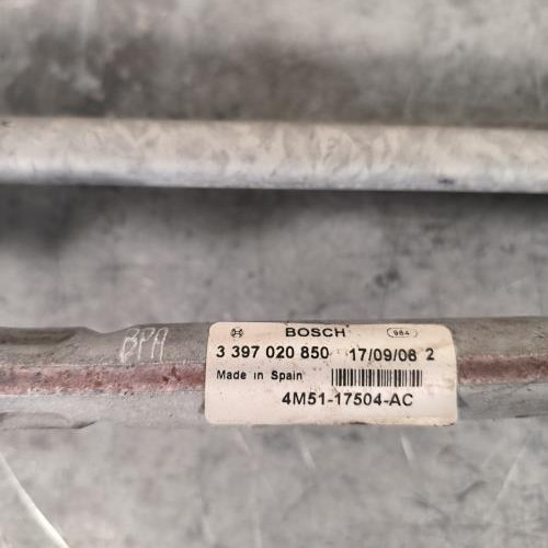 99505773-13682252-2ca8-4571-8027-9bfca2a40f5b-Piece-Moteur-essuie-glace-avant-1704578-FORD-FOCUS-2-PHASE-2-2c9a5c3c1f11cd0885c17e11f561a954415ba3fafe2c70f579e77e7afeaf561b_m.jpg