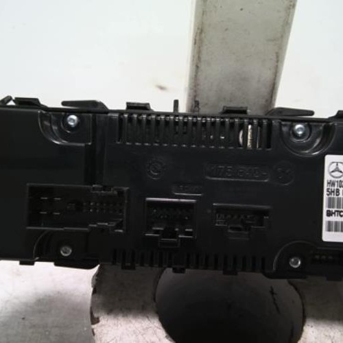 99508881-721ec3a0-c831-4213-97d2-43046844c5ac-Piece-99508881-Commande-chauffage-2469000515-MERCEDES-CLASSE-A-176-PHASE-1-45-AMG-20i-16V-TURBO-4-MA-8d619abd10eb24bf08cd3b87e02cd0775a36d1ef70d22c74614731b95c07cc69_m.jpg