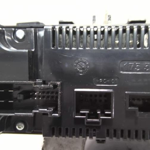 99508881-7ec2e952-8804-42f2-90d2-63d4ecb48503-Piece-99508881-Commande-chauffage-2469000515-MERCEDES-CLASSE-A-176-PHASE-1-45-AMG-20i-16V-TURBO-4-MA-75f1840dc467fe5ce42a981c6cd3e631ae37c888730699b384b4b01ae7b31145_m.jpg
