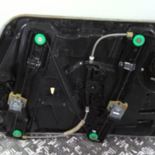 99508892-fa152889-e294-4f21-99ca-7edfed0d8977-Piece-99508892-Leve-vitre-electrique-avant-gauche-1767200179-MERCEDES-CLASSE-A-176-PHASE-1-45-AMG-20i-16V-TURBO-4-MA-e26062d7e18377c19e130e8517013bdffd31d90a707b4569fd4ad785cd71573a_m.jpg