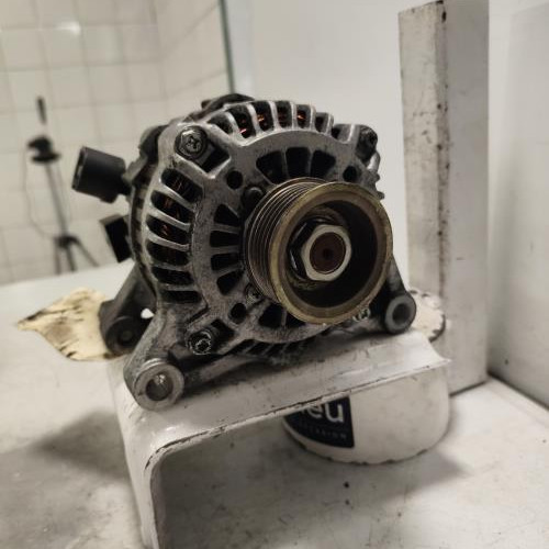 99633565-8d16ccea-d22b-4b31-b617-3ec10a88bf21-Piece-Alternateur-57055Z-PEUGEOT-206-PHASE-2-BREAK-d3eb9a62da7fdefbc87e5bfde1b3a58fae32e910c84f6baca23f2452618206fc_m.jpg
