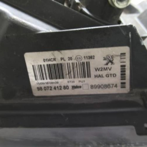 99804497-08b33213-a492-4732-a90e-8fcaee866b77-Piece-99804497-Optique-avant-principal-gauche-9807241280-PEUGEOT-508-1-SW-PHASE-2-BREAK-20-BLUE-HDI-16V-TURBO-4a0b938459e422335830c590aae41fb2365093a5147648a8a48212cabeee2373_m.jpg