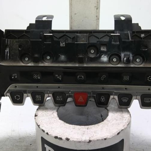 99923385-6a1516a8-ed10-4742-a55c-93fad00a2043-Piece-99923385-Bouton-Interrupteur-98261078XU-PEUGEOT-2008-2-15-BLUE-HDI-16V-TURBO-c3be4bd72e92301ffe6dcff70f99412f18886bb0d40bf58edd217be03243ee7b_m.jpg
