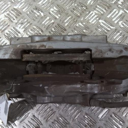 99928584-19a309fa-1834-4116-922d-0c47fec8de3d-Piece-99928584-Etrier-avant-gauche-1764210798-MERCEDES-CLASSE-A-176-PHASE-1-45-AMG-20i-16V-TURBO-4-MA-a21d6e202a8e274e407fb11c07838b457942d6aa31b4247806a166cf112e4aef_m.jpg