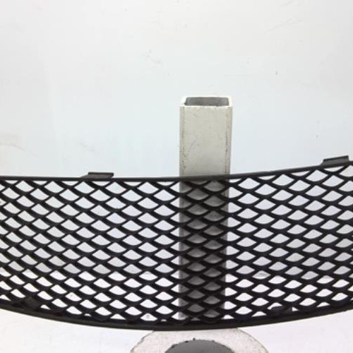 99933223-9c2923a9-786e-4d76-af83-74882f8681a7-Piece-99933223-Grille-de-pare-choc-A1768851422-MERCEDES-CLASSE-A-176-PHASE-1-45-AMG-20i-16V-TURBO-4-MA-8a4d55b12dfd089d7d3c3ef985e9bdd25f3b581d4c7ba9e4098c2e225bb16a27_m.jpg