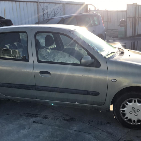 Vehicule-RENAULT-CLIO-2-PHASE-2-2003-90857d75610398edcfd1ec89d84505d371b6cd1d45c6cdf8d5913a96df469f6b.jpg