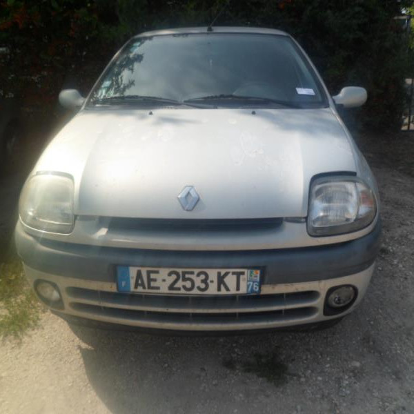 Vehicule-RENAULT-CLIO-II-MTV-1-4-2000-3c97f4fd4f8593e4eddd12ccb2d3fd25f7480fb53b10d979e6907d5533eca4e2.JPG