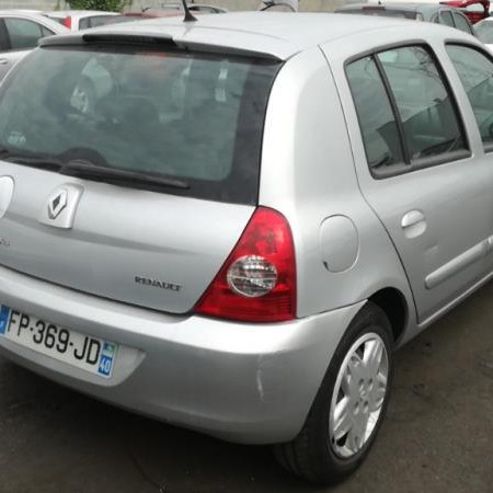 Vehicule-RENAULT-CLIO-II-PHASE-3-1-5-2007-30d18881453d374f8e69e876925517f0613397b3863c6853be118dd9b8b2351f.jpg