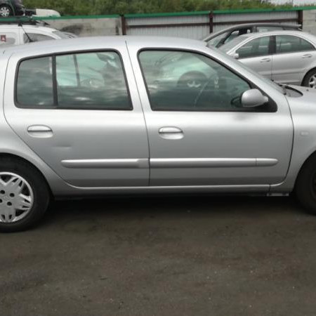 Vehicule-RENAULT-CLIO-II-PHASE-3-1-5-2007-c70ce586ba397eeb9cb846163e9ce1873524bb9adb2fdfe6915dbc8c1b5bc3ba.jpg