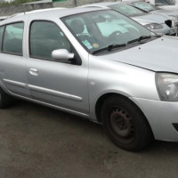 Vehicule-RENAULT-CLIO-II-PHASE-3-1-5-2007-00b922e7771792480f347a0f3eb951f414ec00f80686c2199302d9e90f6fe75c.jpg